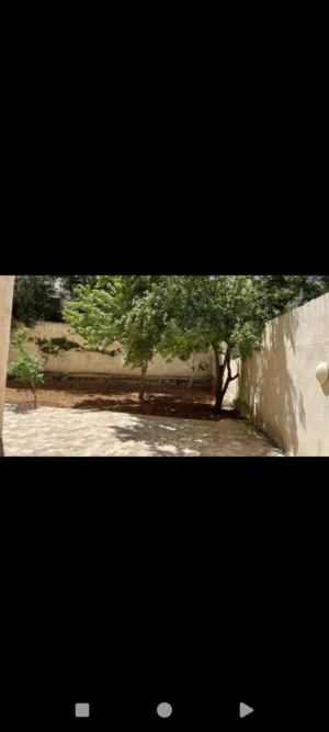 150 m2 2 Bedrooms Apartments for Rent in Amman Um Uthaiena