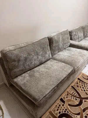 للبيع طقم كنت شبه جديد