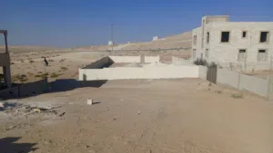 ارض للبيع شارع الميه، قرب  كزيه المناصير تبعد 200 متر عن شارع الميه