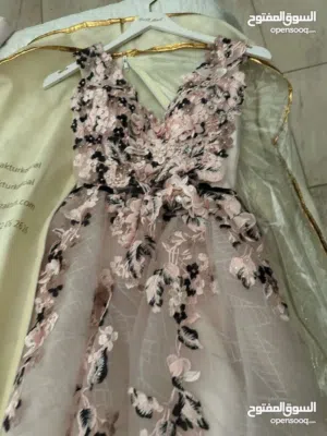 فستان خطبة او كتب كتاب