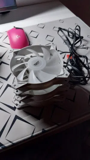 3 مراوح rgb من darkflash