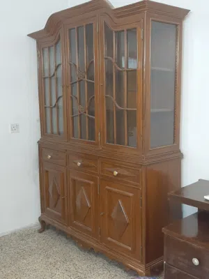 بوفيه صاج خشب بحالة جيده للبيع