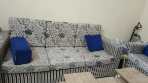 كنب للبيع بسعر مغري