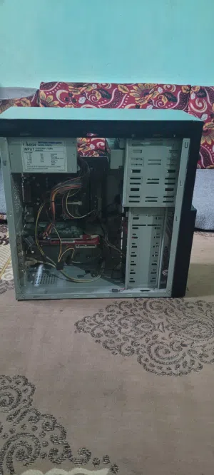 للبيع جهاز كمبيوتر مكتبي (كيس فقط) بحالة ممتازة وشغال تمام، مناسب جداً للاستخدامات البسيطة أو لتعلم