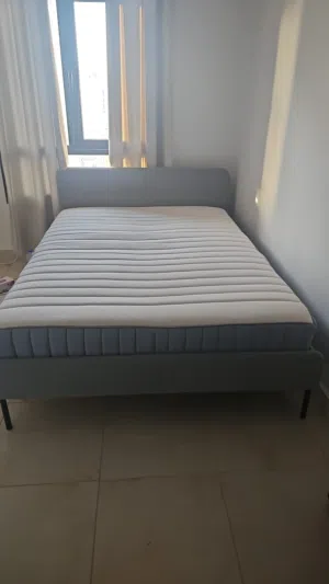 سرير بحاله ممتازه