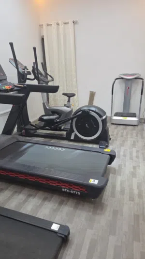 معدات رياضيه شبه جديدة