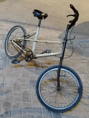 بايسكل سياحي اصلي للبيع