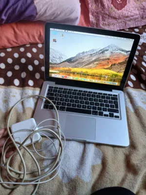 لاب توب ماك مديل 2011 كور i5 هارد 500 للبيع 6000 جنيه