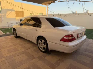لكزس LS 430 نظيفة جدا ومسرفسه من والى