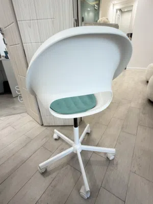 كرسي Ikea مكتب ابيض