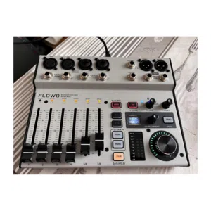 Behringer Flow 8