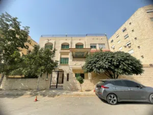 750 m2 More than 6 bedrooms Villa for Sale in Amman Khalda