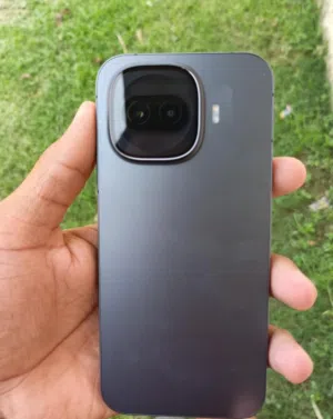Iqoo 15 R 12 gb 256 gb