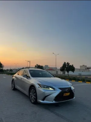 Used Lexus ES in Al Batinah