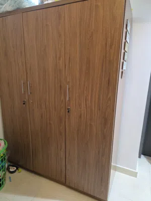 Wardrobes for Sale – 3-Door & 2-Door Options (Excellent Condition)