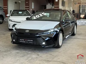 تويوتا كامري هايبرد 2025 Toyota Camry Hybrid E-PLUS HEV