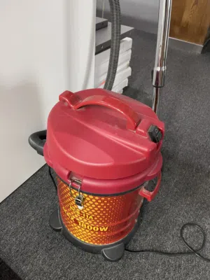 Vacuum 1800W