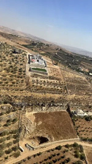 قطعة اوض في دخل مرتفعه ، قرب معصرة بدران ، شارع الزرقاء جرش