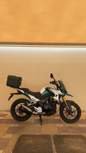 For sale: Charmex motorcycle 250cc (7000)
