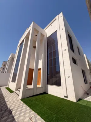 سنوي . 5900 قدم٢0