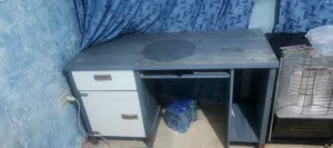 غرفة نوم. خشب ثقيل مستعمل