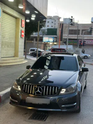 2011 c200 مرسيدس