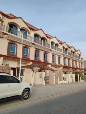 شامل توصيل كهرباء والماء دخل سنوي صافي 45000 درهم اطلاله مفتوحه تملك حر لجميع الجنسيات