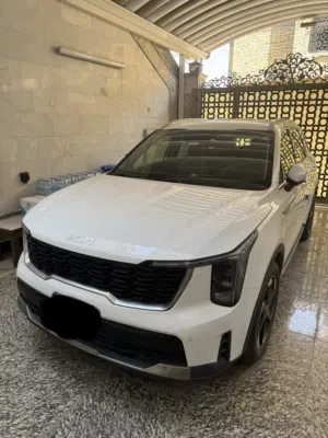 Used Kia Sorento in Basra
