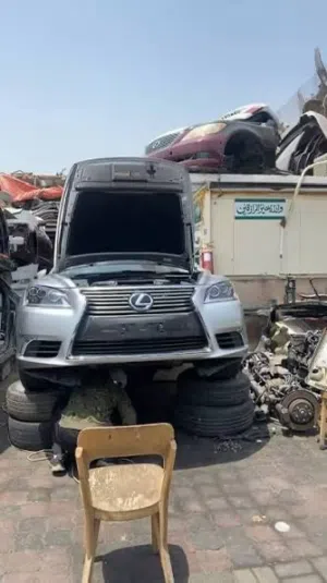 قطع غيار لكزس 460 و جميع السيارات