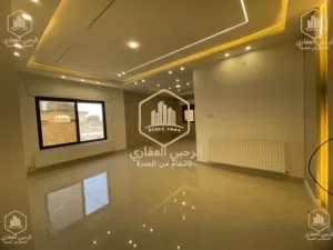شقة * سوبرديلوكس * جديد لم يسكن  *3 نوم * الجاردنز
