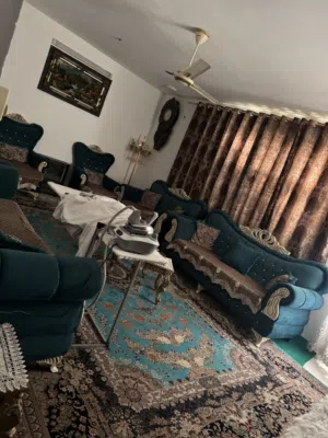 بيت طابقين للبيع