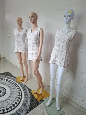 ملكانات لعرض الملابس