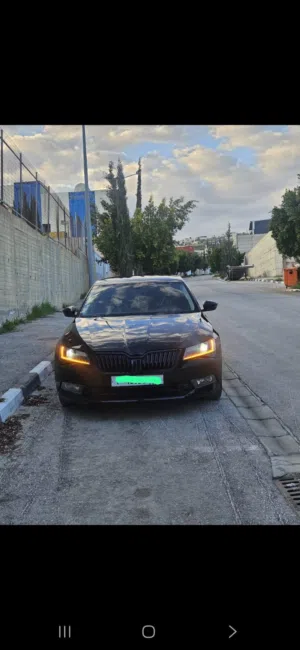 سكودا سيبرو موديل 2018 متور الفين150 حصان ديزل اتمات فل اضافات ماعدا فتحه فحص نظيف