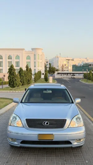 لكزس LS 430 في قمت نظافة