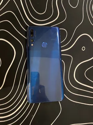 Huawei Y9 128 GB in Um Al Quwain