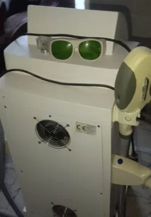 ليزر مركزي يخبل