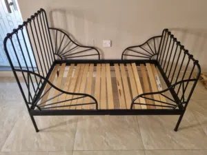 For Sale extendible Bed للبيع سرير