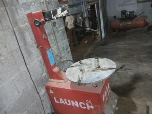 بيع مكينة فك وتركيب اطارات