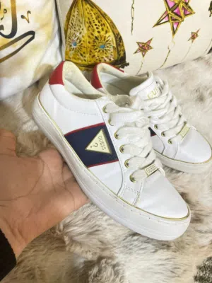 بوات ستاتي براندات عالمية بسعر الجملة الاصلي  DKNY و gees  يوجد خدمه توصيل