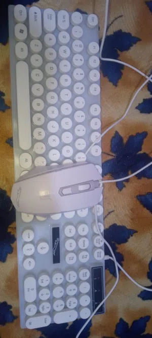 كيبورد ميكانيكي RGB نظيف ـ