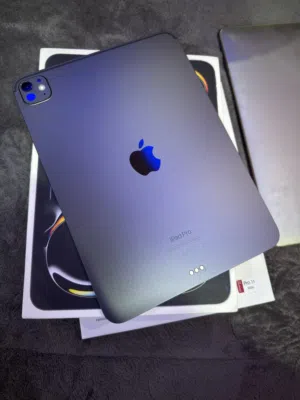 Ipad pro m4 , 11 inch .  ايباد برو ام 4 ، 11 انش