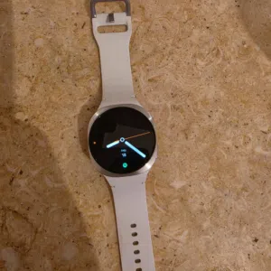 Samsung galaxy watch 8 40MM