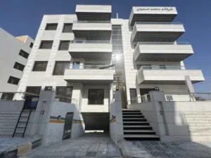 300 m2 4 Bedrooms Apartments for Sale in Amman Marj El Hamam
