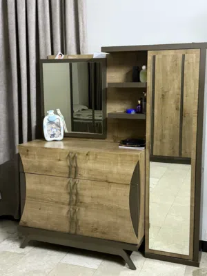 غرفة نوم مستعمله