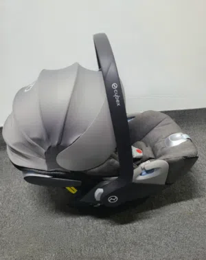 Cybex Cloud Z+ i-Size Plus  Infant car seat  Soho Grey Mid Grey  In very good condition