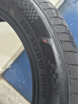 للبيع إطارين Black Arrow مقاس 235/55ZR18 بحالة الوكالة مع الضمان (استخدام أقل من شهر!)