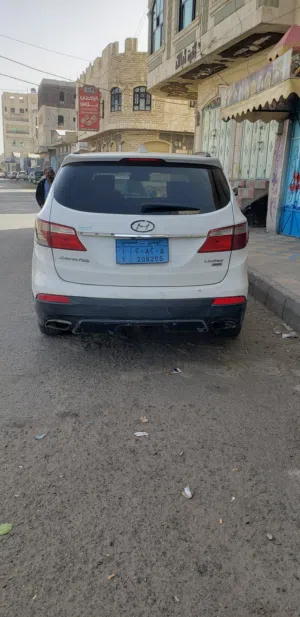 Used Hyundai Santa Fe in Sana'a