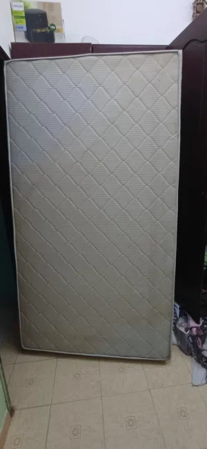 Single Low-Profile Bed