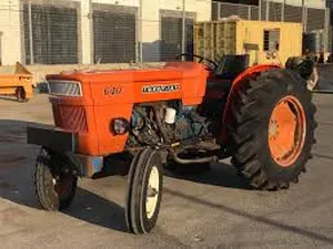 Agriculture Equipments . Tractor . 19832