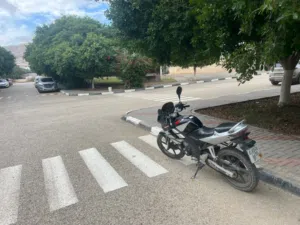 دراجة نارية هوندا ضفة cpr125cc 2008